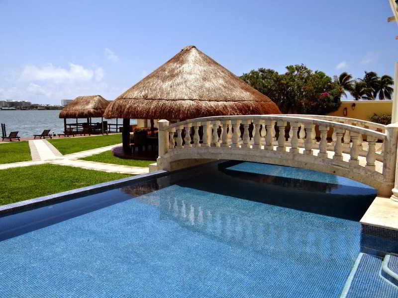 Casa Margarita Hotel Boutique Cancun Exterior photo